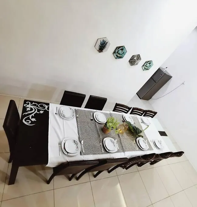 Vila Botani Tmn Cyber Ipoh 0*,  Malajsie